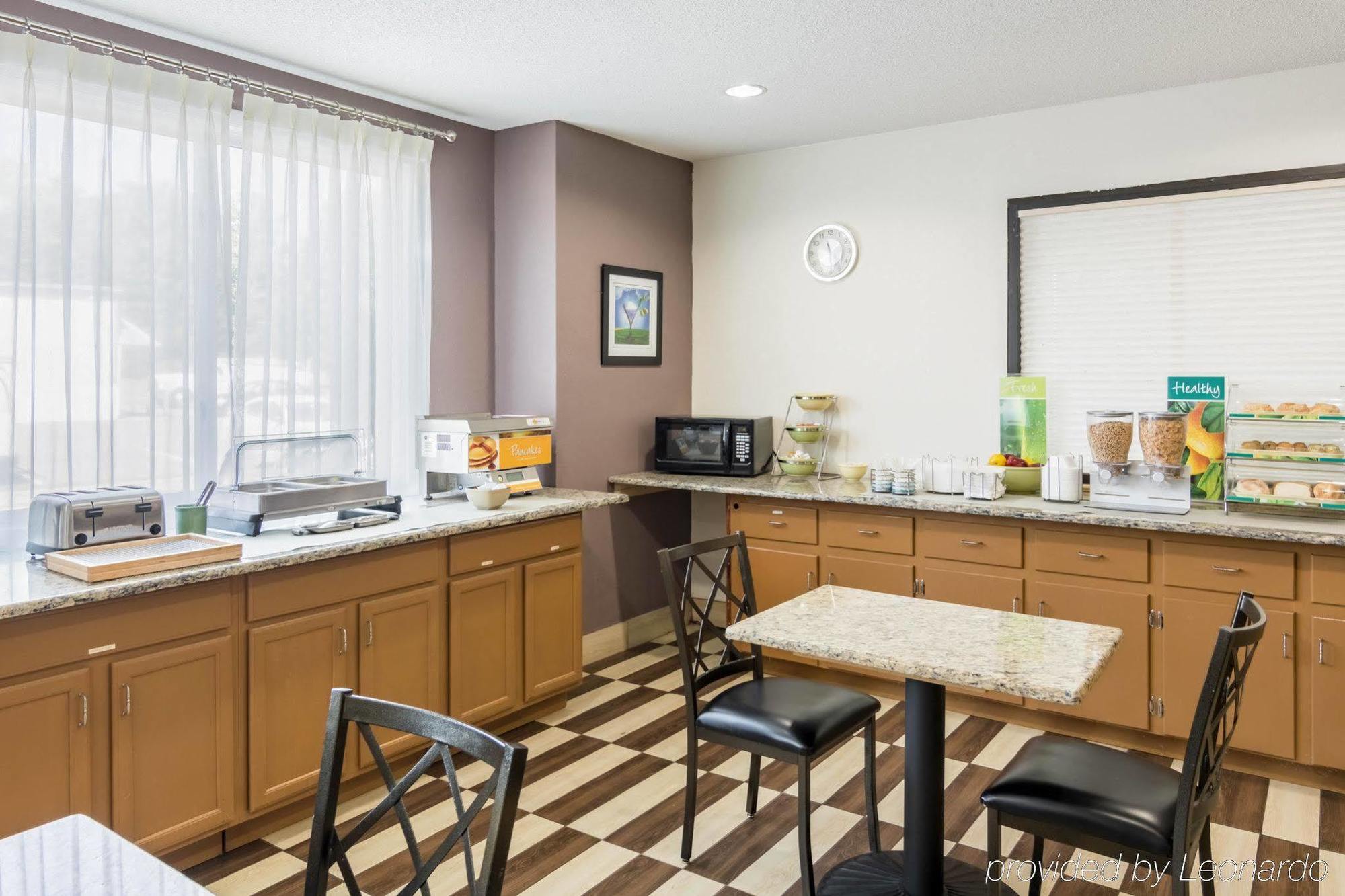 Quality Inn Warsaw Near Rappahannock River Bagian luar foto